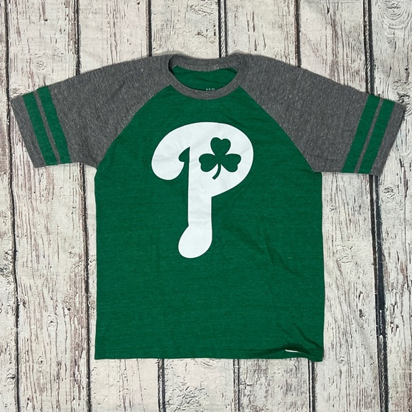 Philadelphia Phillies MLB Baseball Womens SOFT Irish St Patricks Day Tee - Picture 1 of 4